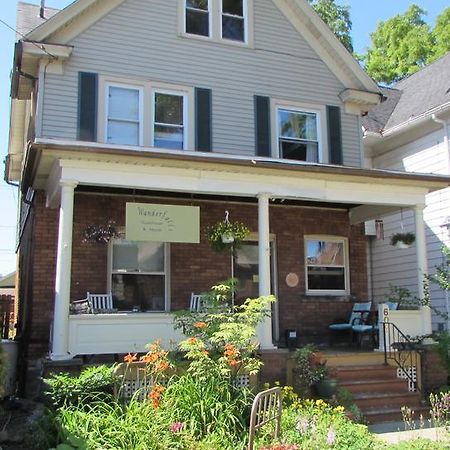 Wanderfalls Guesthouse & Hostel Niagara Falls Bagian luar foto
