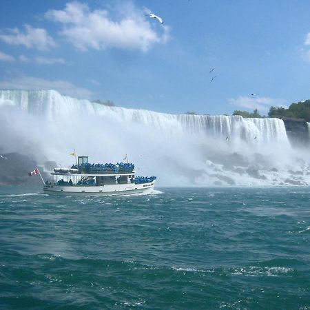 Wanderfalls Guesthouse & Hostel Niagara Falls Bagian luar foto