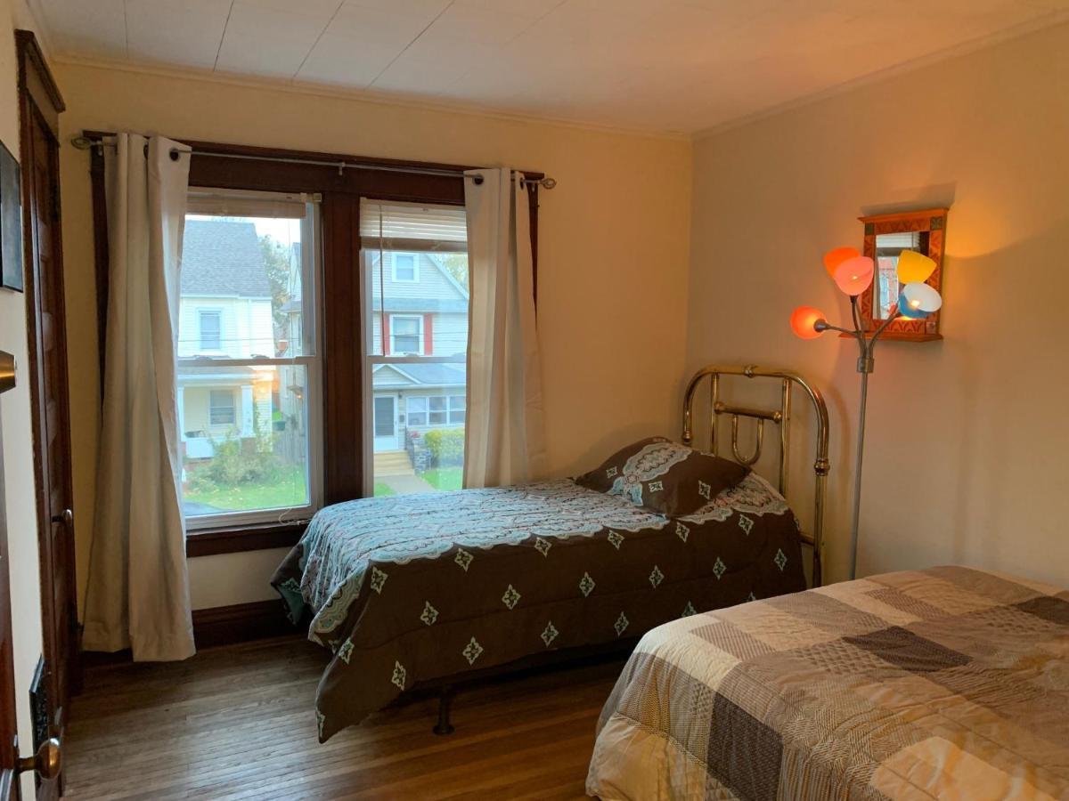 Wanderfalls Guesthouse & Hostel Niagara Falls Bagian luar foto