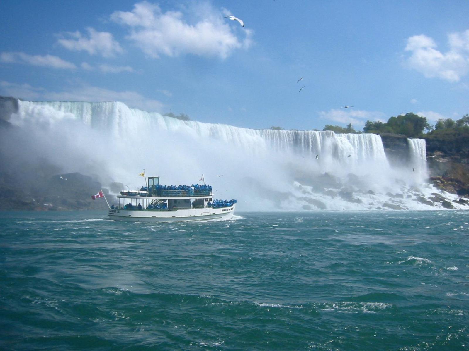 Wanderfalls Guesthouse & Hostel Niagara Falls Bagian luar foto