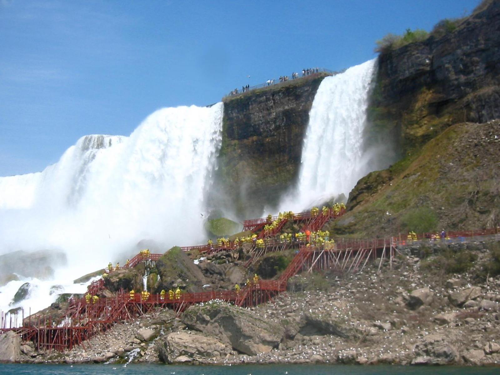 Wanderfalls Guesthouse & Hostel Niagara Falls Bagian luar foto