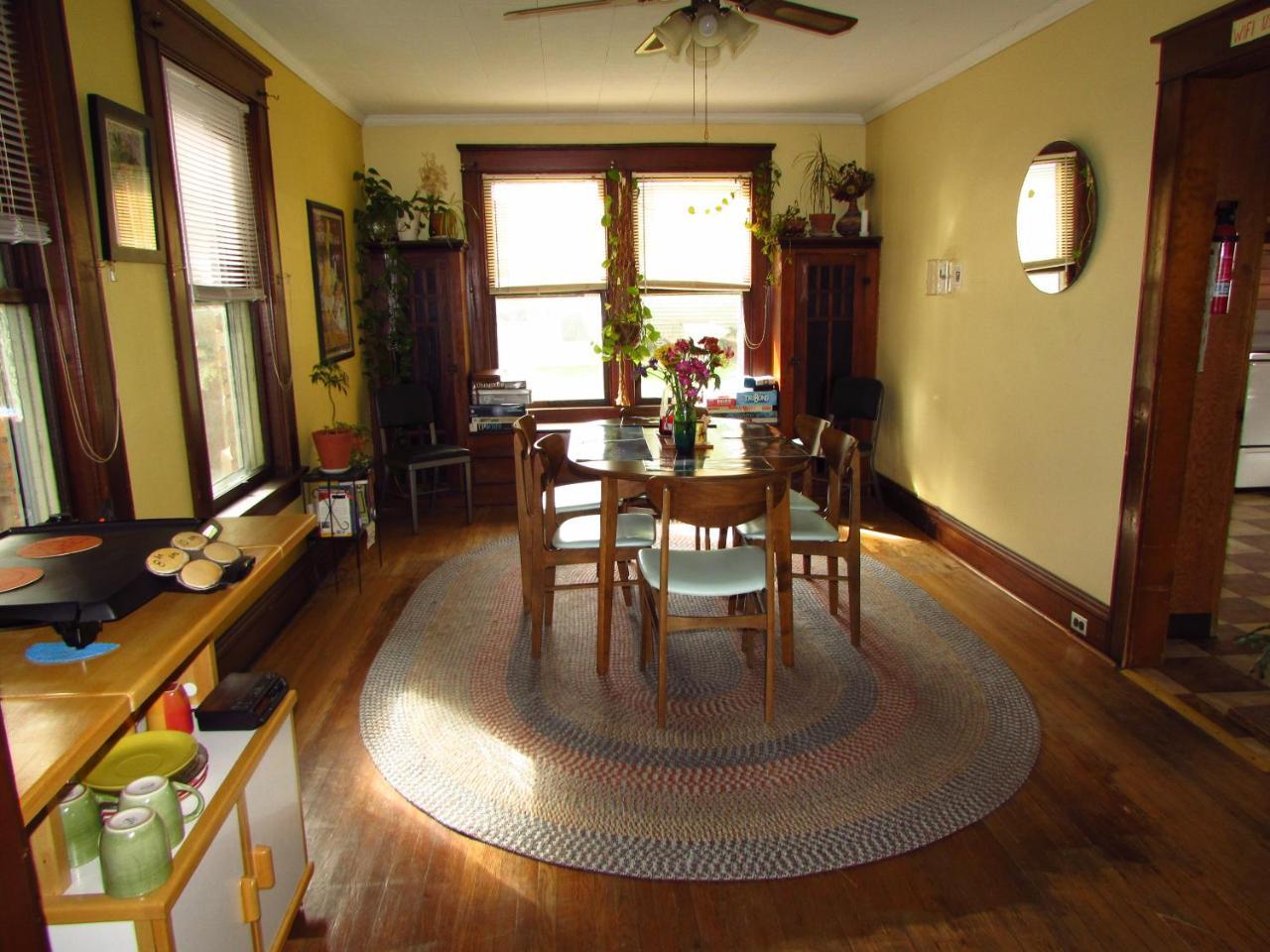 Wanderfalls Guesthouse & Hostel Niagara Falls Bagian luar foto