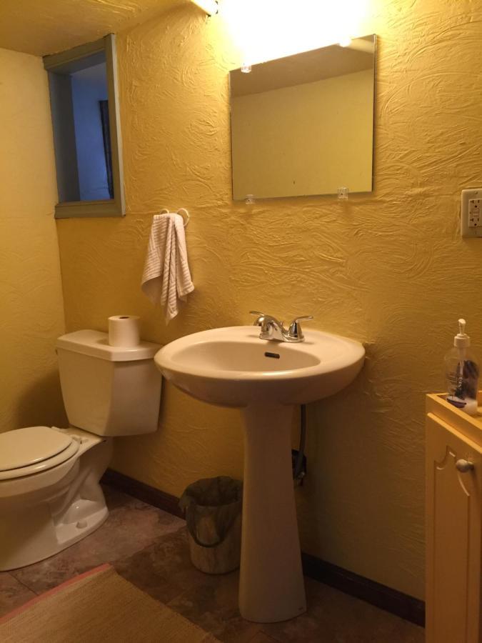 Wanderfalls Guesthouse & Hostel Niagara Falls Bagian luar foto